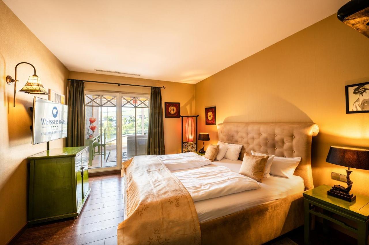 Hotel Weisser Baer Мюльхайм Экстерьер фото