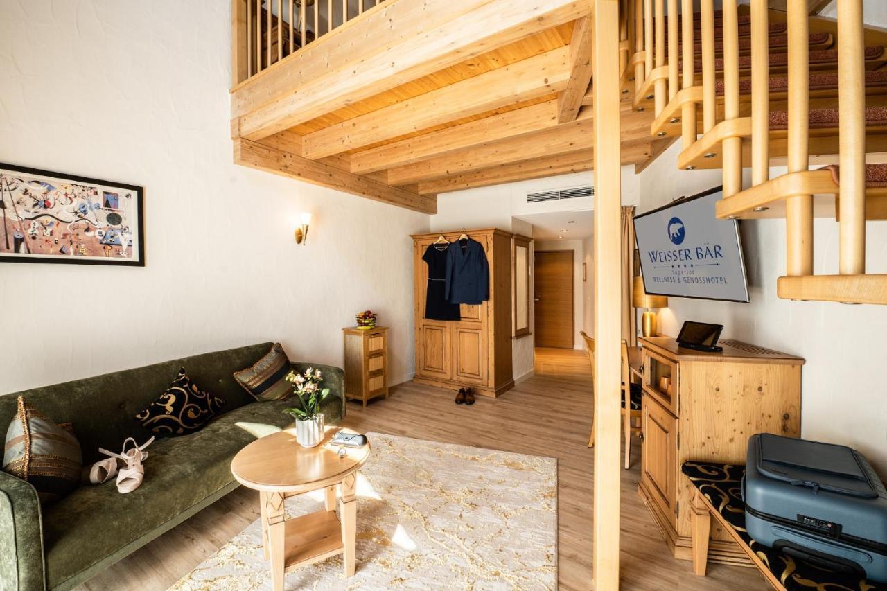 Hotel Weisser Baer Мюльхайм Экстерьер фото
