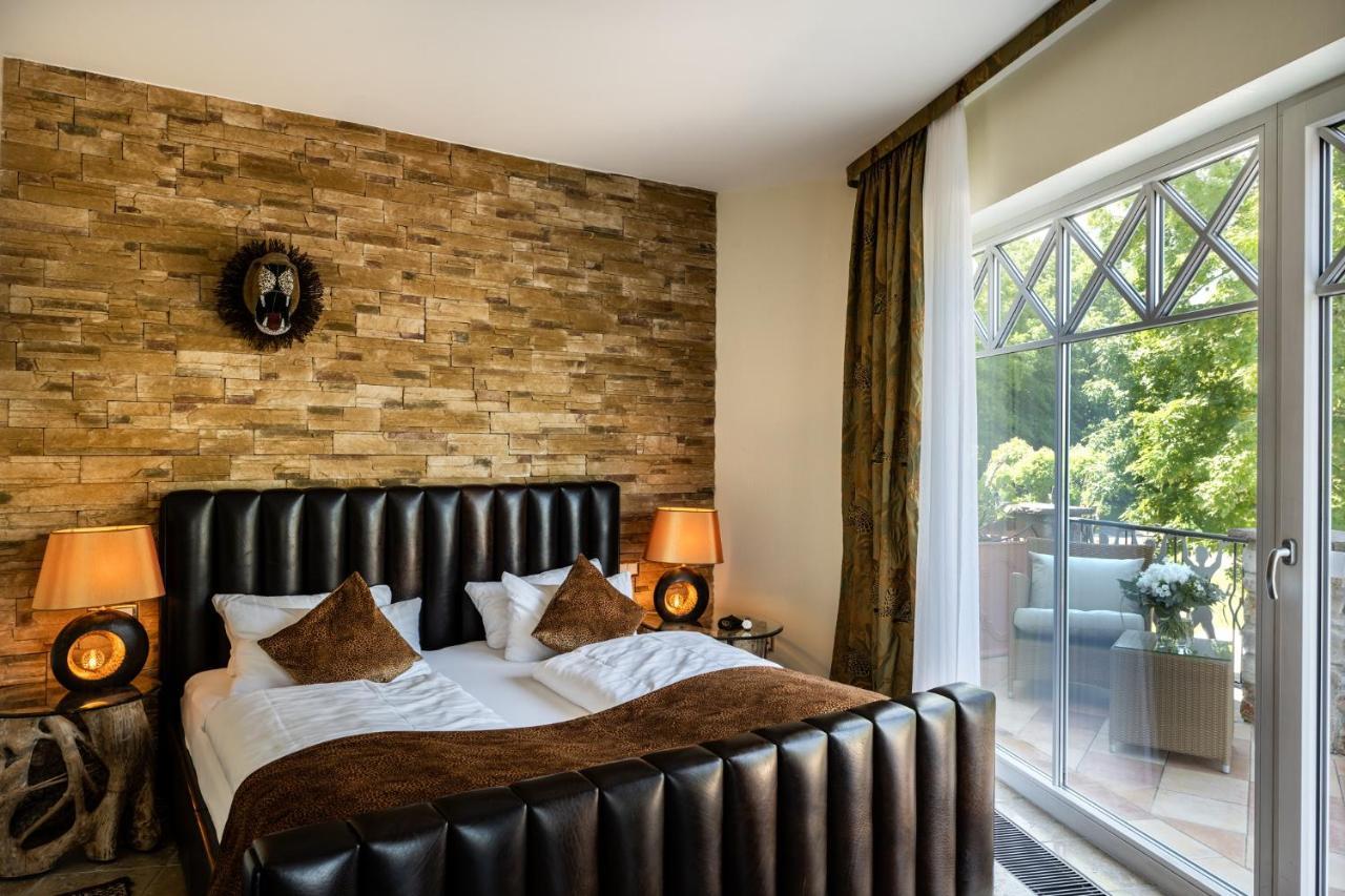 Hotel Weisser Baer Мюльхайм Экстерьер фото
