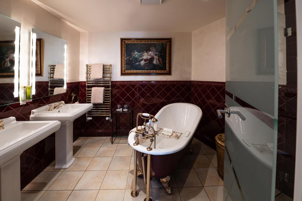 Hotel Weisser Baer Мюльхайм Экстерьер фото