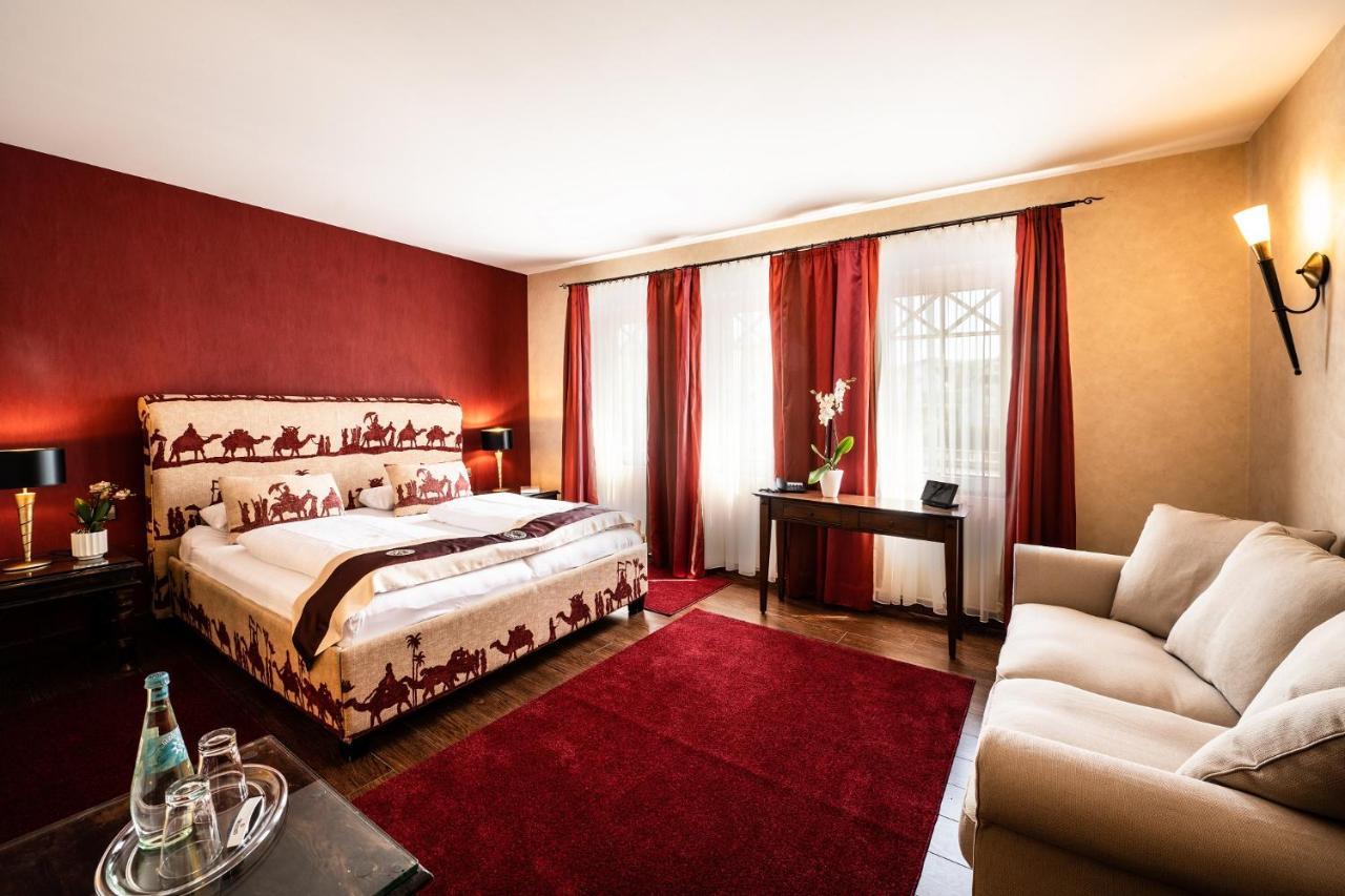 Hotel Weisser Baer Мюльхайм Экстерьер фото