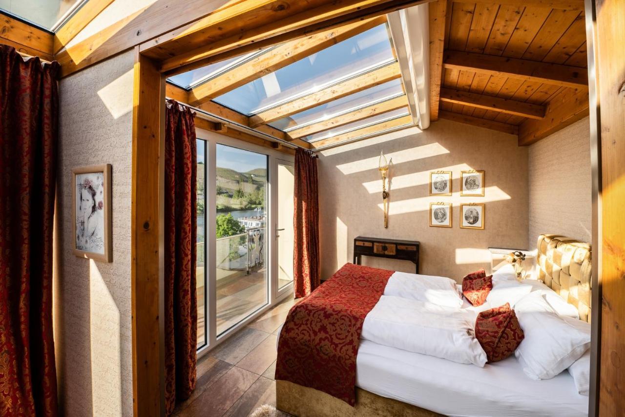 Hotel Weisser Baer Мюльхайм Экстерьер фото